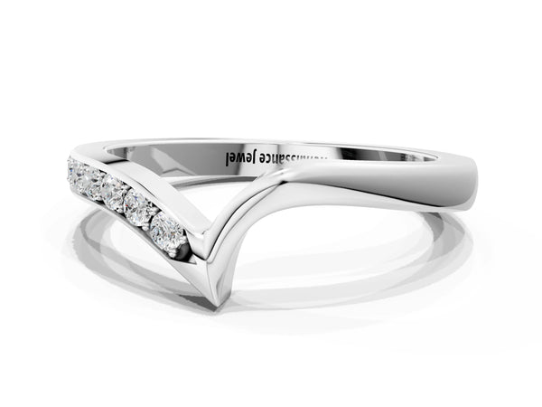 Platinum Chevron Diamond Pavé Twist Band