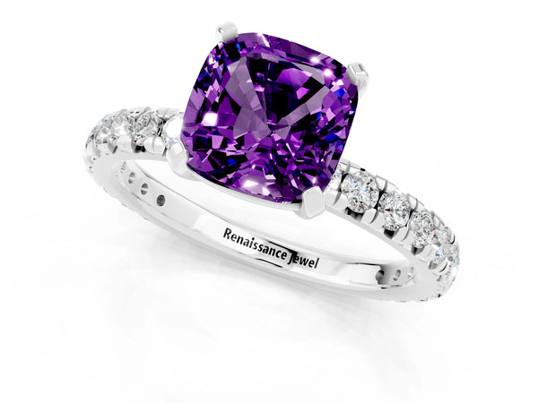 White gold Cushion Cut Amethyst Pavé Solitaire Ring with Round Band and Prong Setting