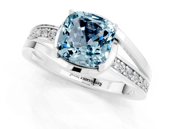 White gold Cushion Cut Aquamarine Solitaire Ring with Split Shank and Prong Setting