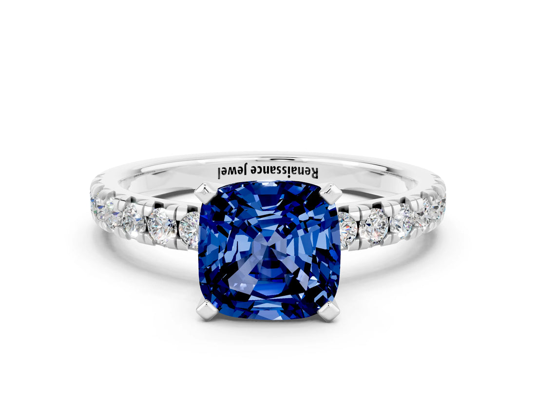 White gold Cushion Cut Blue Sapphire Solitaire Pavé Engagement Ring with Round Band and Prong Setting_90
