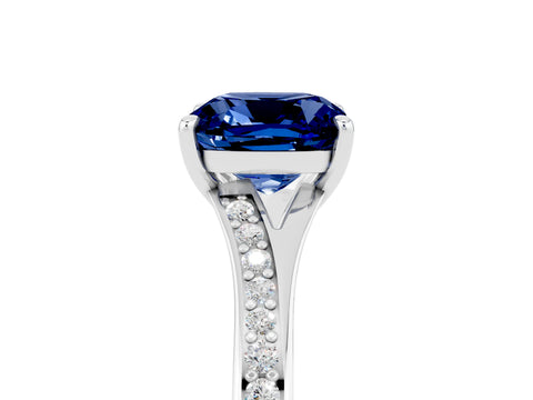 White gold Cushion Cut Blue Sapphire Solitaire Ring with Pavé Band and Prong Setting_5