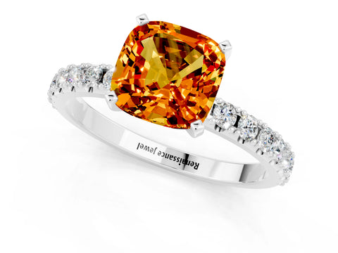 White gold Cushion Cut Citrine Solitaire Pavé Band with Four-Prong Setting_1