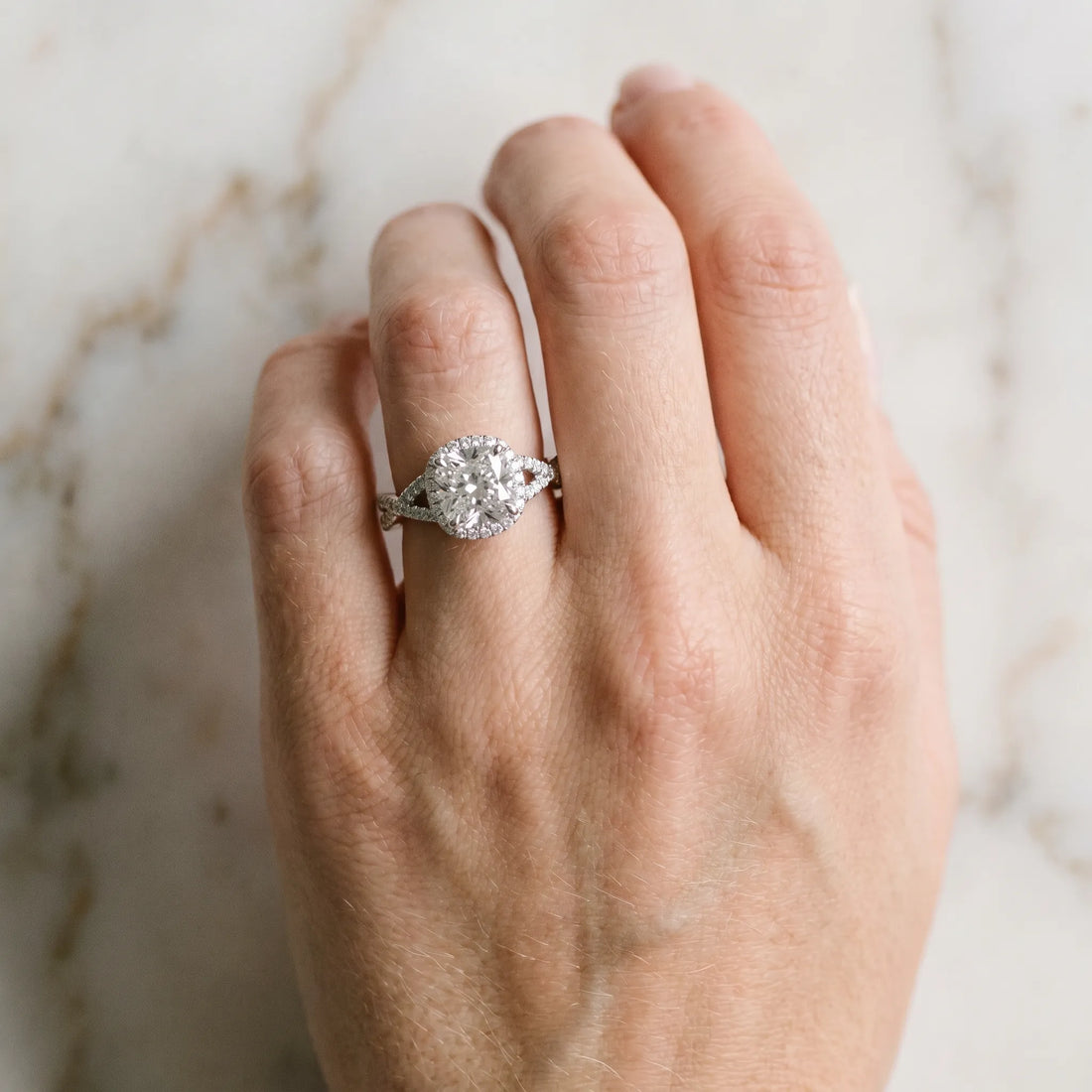 White gold Cushion Cut Diamond  Halo Twist Band Solitaire Prong Setting Ring_120