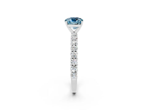 White gold Cushion Cut Diamond Pavé Band Solitaire Ring with Prong Setting_2