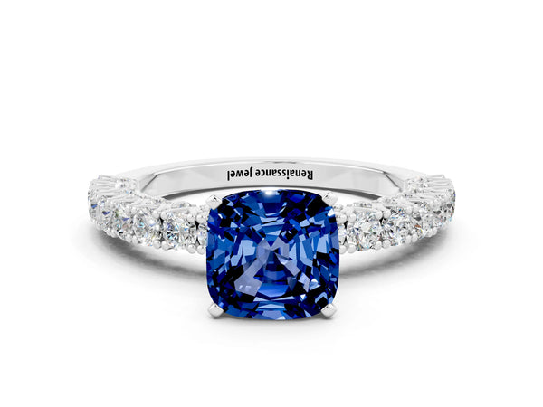 White gold Cushion Cut Diamond Pavé Band Solitaire Ring with Prong Setting