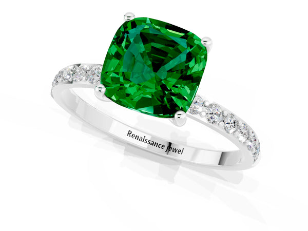 Silver Cushion Cut Emerald Solitaire Ring with Round Pavé Shoulders and Prong Setting