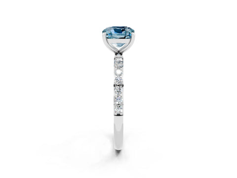 White gold Cushion Cut Diamond Pavé Band with Six-Prong Setting_2