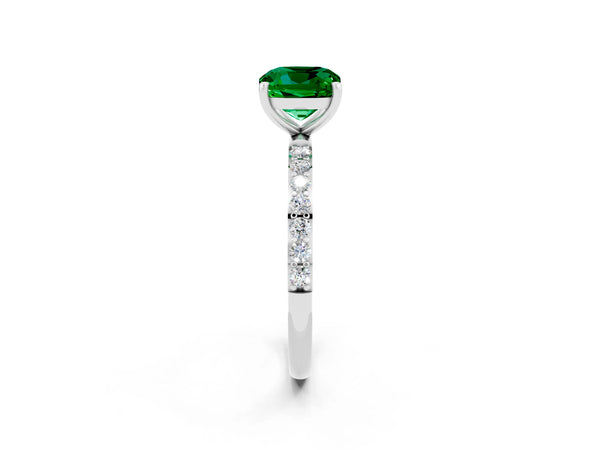 White gold Cushion Cut Emerald Solitaire Ring with Round Pavé Shoulders and Prong Setting