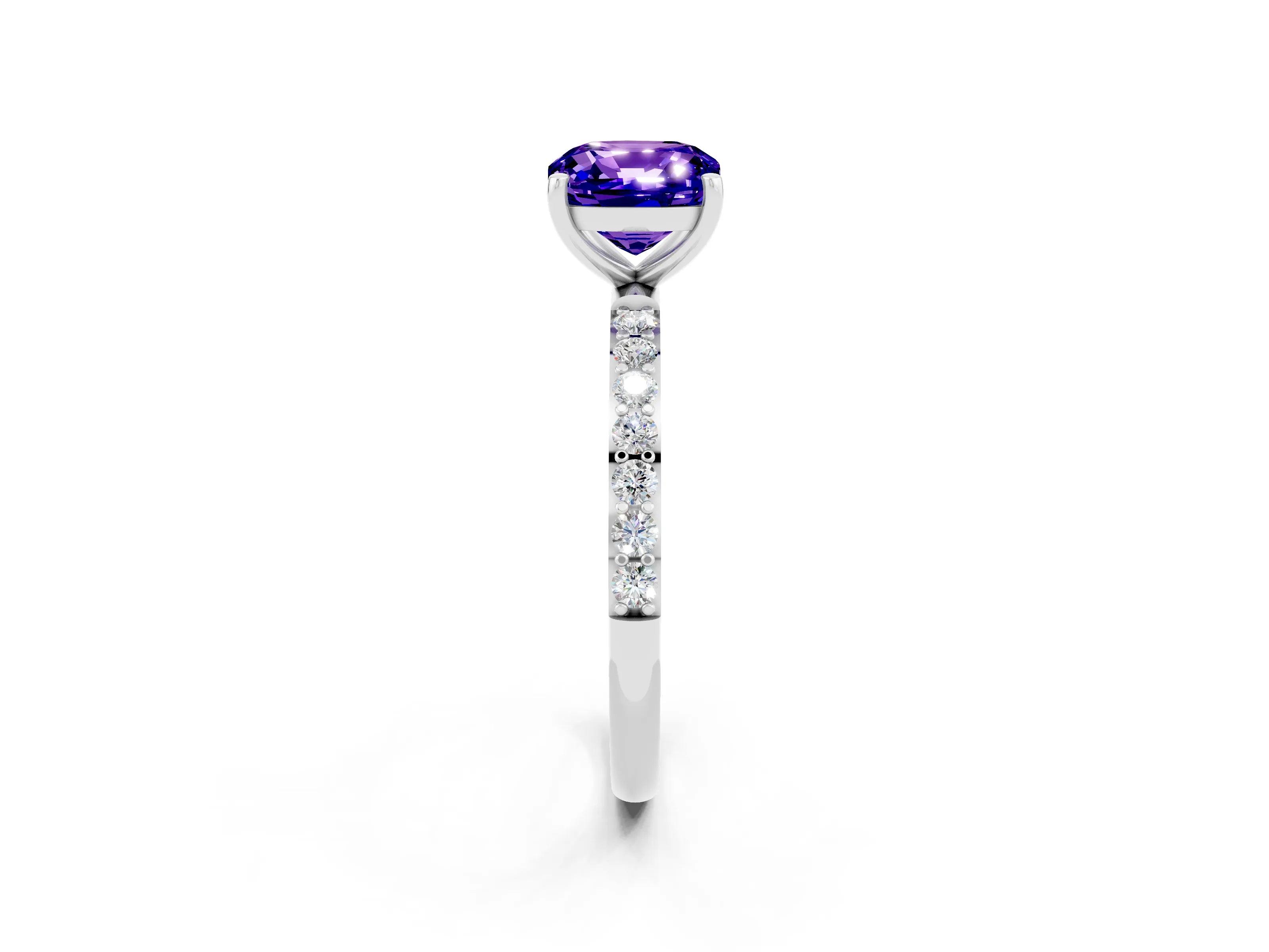 White gold Cushion Cut Diamond Pavé Band with Six-Prong Setting_2