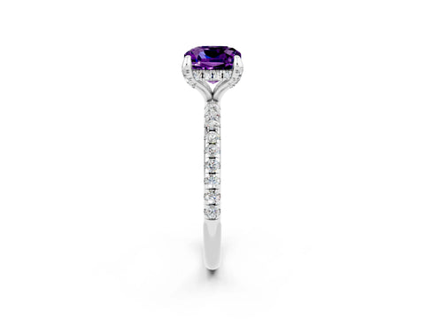 White gold Cushion Cut Diamond Solitaire Ring with Four-Prong Setting and Pavé Band_2