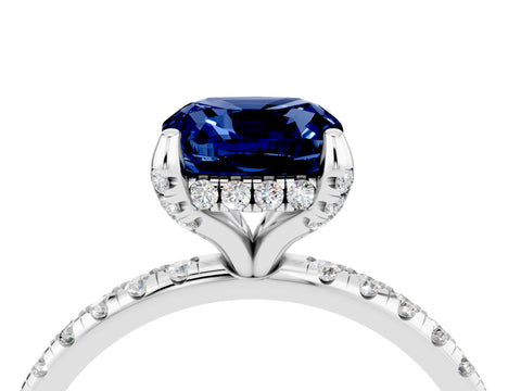 White gold Cushion Cut Diamond Solitaire Ring with Four-Prong Setting and Pavé Band_4
