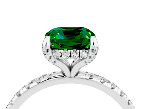 White gold Cushion Cut Diamond Solitaire Ring with Four-Prong Setting and Pavé Band_4