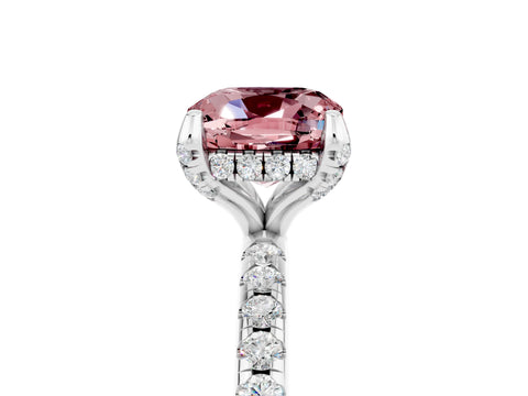 White gold Cushion Cut Diamond Solitaire Ring with Four-Prong Setting and Pavé Band_5