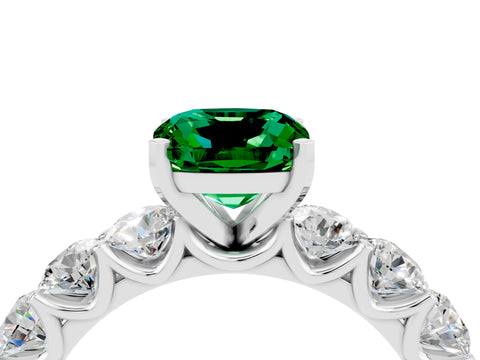 White gold Cushion Cut Emerald Prong Setting with Side Stones on a Pave Band_4