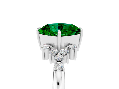 White gold Cushion Cut Emerald Ring with Side Stones and Four-Prong Setting_41