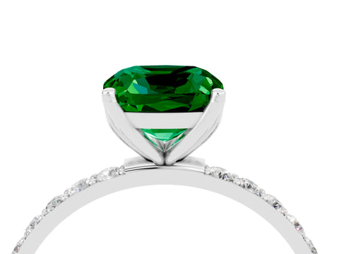 White gold Cushion Cut Emerald Solitaire Engagement Ring with Pavé Band and Prong Setting_4