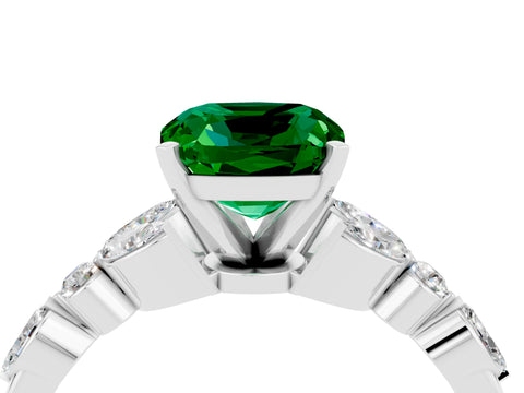 White gold Cushion Cut Emerald Solitaire Ring with Side Stones and Four-Prong Setting_28