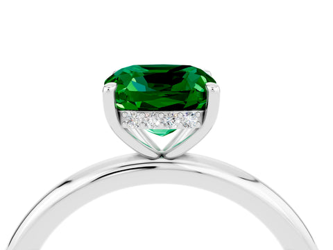White gold Cushion Cut Emerald Solitaire Ring with Thin Band and Four-Prong Setting_4