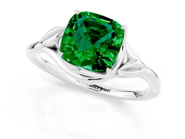 White gold Cushion Cut Emerald Solitaire Ring with Twist Band and Four-Prong Setting
