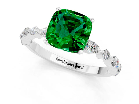 White gold Cushion Cut Emerald Solitaire with Side Stones on a Pavé Band and Four-Prong Setting_1