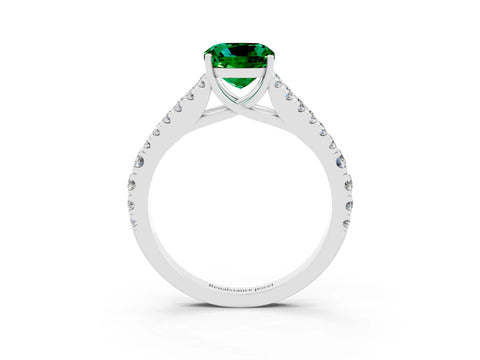 White gold Cushion Cut Emerald Split Shank Pavé Engagement Ring with Four-Prong Setting_15