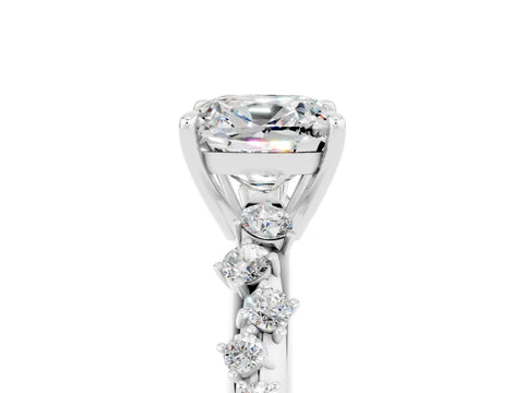 White gold Cushion Cut Moissanite Cluster Side Stone Solitaire Ring with Prong Setting_29