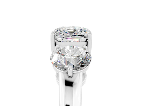 White gold Cushion Cut Moissanite Three-Stone Ring with Prong Setting and Classic Band_5