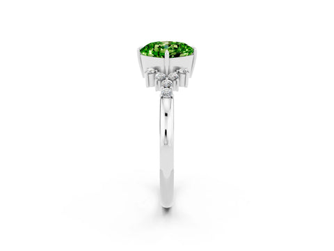 White gold Cushion Cut Peridot Ring with Side Stones and Four-Prong Setting_38
