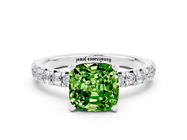 White gold Cushion Cut Peridot Solitaire Pavé Engagement Ring with Round Band and Prong Setting