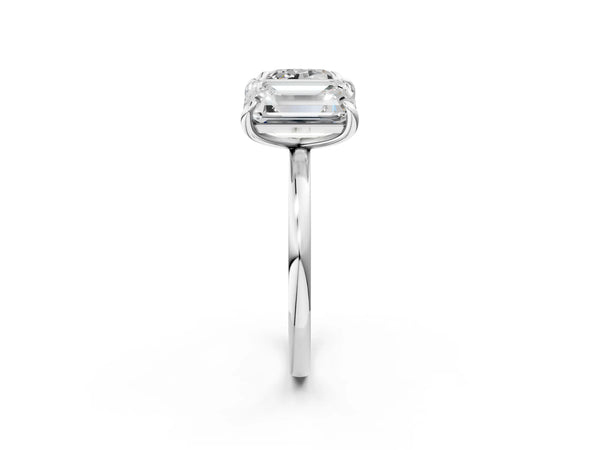 White gold Cushion and Emerald Toi Moi Ring with Prong Setting and Plain Band