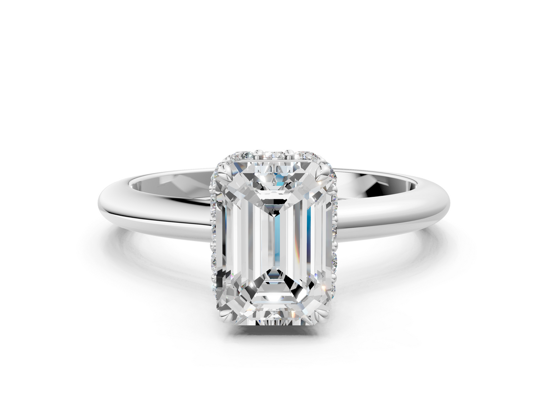 White gold Emerald Brilliant Solitaire Engagement Ring with Six-Prong Setting and Classic Band_20