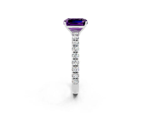 White gold Emerald Cut Amethyst Pavé Solitaire Engagement Ring with Four-Prong Setting_14