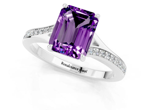 White gold Emerald Cut Amethyst Solitaire Ring with Pavé Band and Prong Setting_1