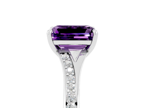 White gold Emerald Cut Amethyst Solitaire Ring with Pavé Band and Prong Setting_5