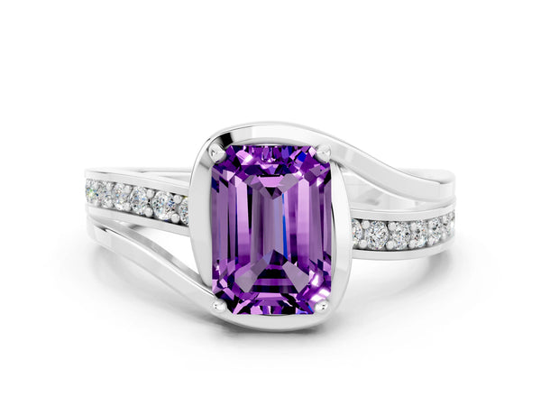 Platinum Emerald Cut Amethyst Solitaire Ring with Split Shank and Prong Setting
