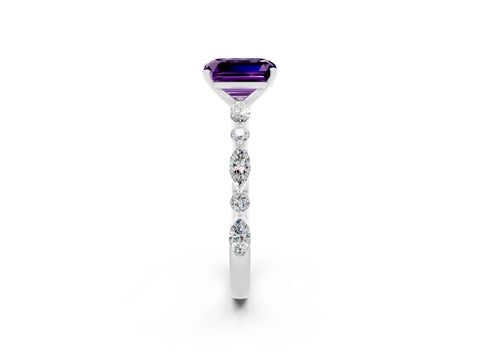 White gold Emerald Cut Amethyst Solitaire with Side Stones on a Pavé Band and Four-Prong Setting_2