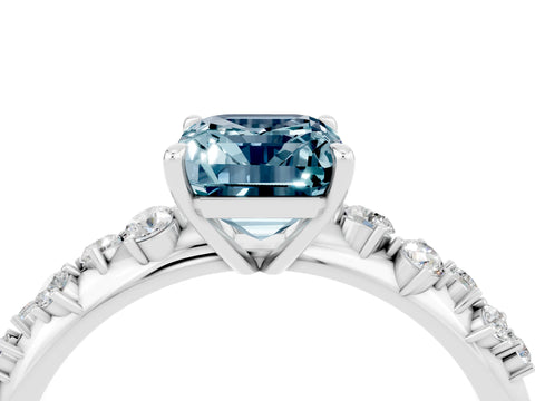 White gold Emerald Cut Aquamarine Cluster Side Stone Solitaire Ring with Prong Setting_28