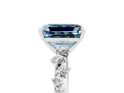 White gold Emerald Cut Aquamarine Cluster Side Stone Solitaire Ring with Prong Setting_29
