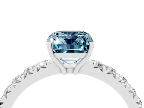 White gold Emerald Cut Aquamarine Pavé Solitaire Engagement Ring with Four-Prong Setting_16