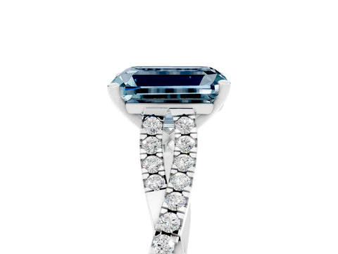 White gold Emerald Cut Aquamarine Solitaire Engagement Ring with Twisted Pavé Band and Four-Prong Setting_5