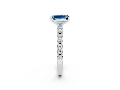 White gold Emerald Cut Aquamarine Solitaire Pavé Band with Four-Prong Setting_2