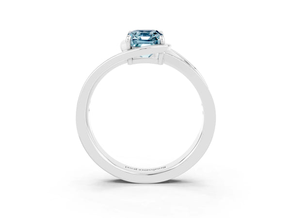 Silver Emerald Cut Aquamarine Solitaire Ring with Split Shank and Prong Setting