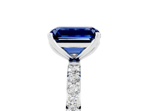 White gold Emerald Cut Blue Sapphire Solitaire Engagement Ring with Pavé Band and Prong Setting_5