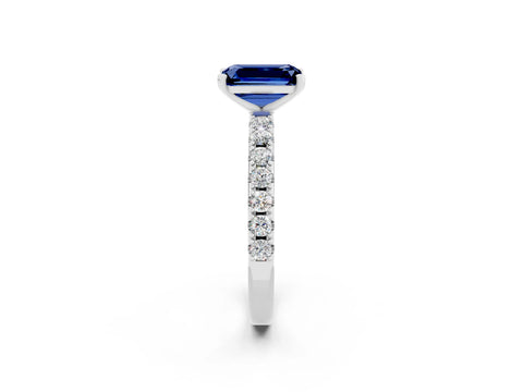 White gold Emerald Cut Blue Sapphire Solitaire Pavé Band with Four-Prong Setting_2