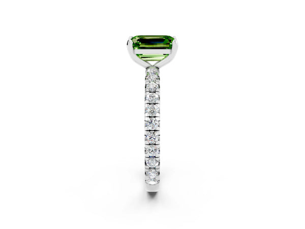 White gold Emerald Cut Cut Diamond Pavé Band with Four-Prong Setting