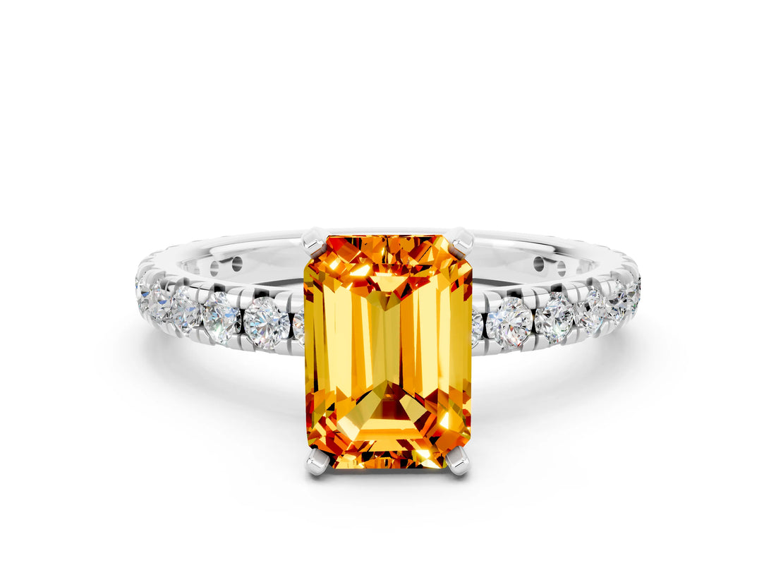 White gold Emerald Cut Cut Diamond Pavé Band with Four-Prong Setting