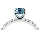 White gold Emerald Cut Cut Diamond Pavé Band with Four-Prong Setting_4