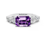White gold Emerald Cut Diamond Cluster Pavé Band with Four-Prong Setting