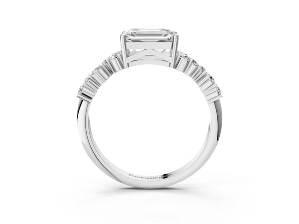 White gold Emerald Cut Diamond Cluster Pavé Band with Four-Prong Setting