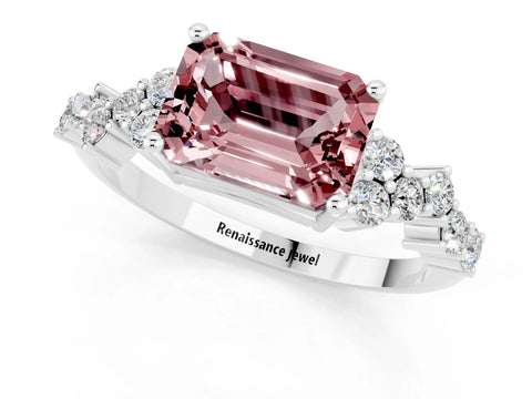 White gold Emerald Cut Diamond Cluster Pavé Band with Four-Prong Setting_1